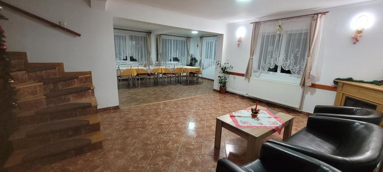 Pensiunea Casa Ady Μπραν Εξωτερικό φωτογραφία