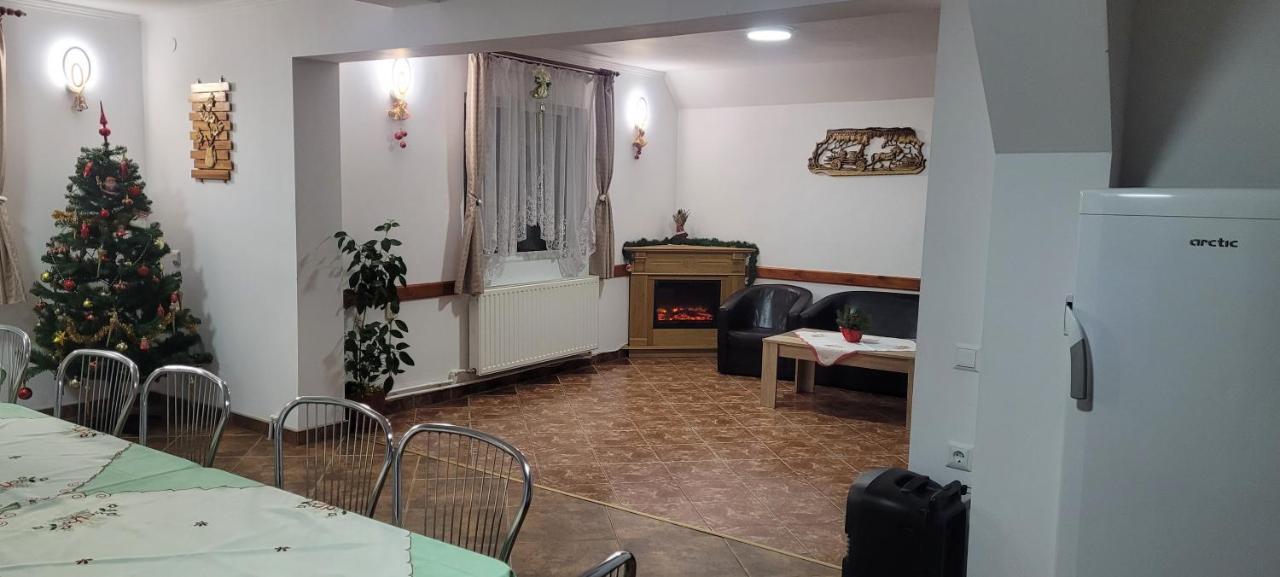 Pensiunea Casa Ady Μπραν Εξωτερικό φωτογραφία